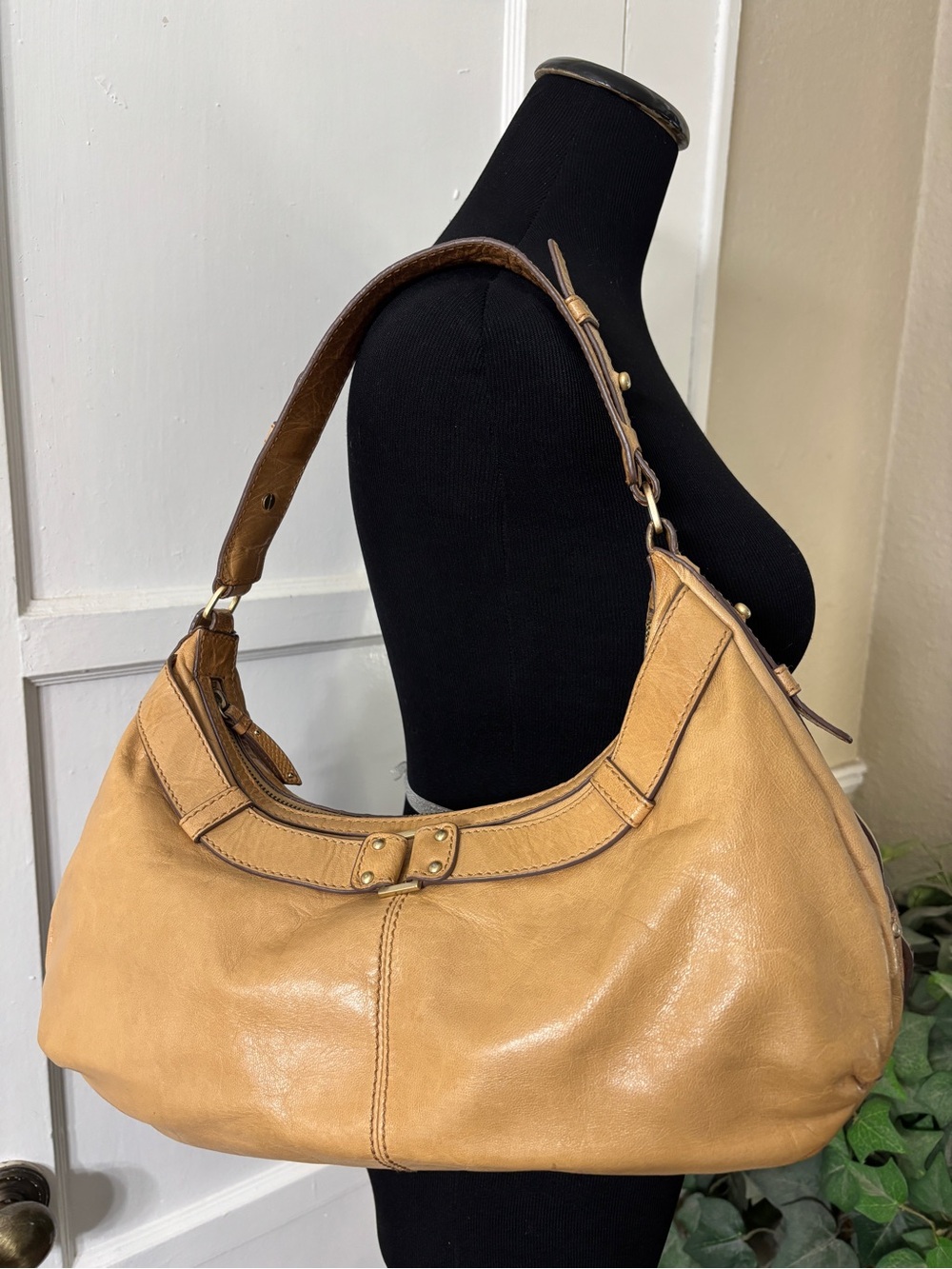 Sigrid Olsen Lamb Leather Hobo Shoulder Bag - Women's Stylish Everyday Tote